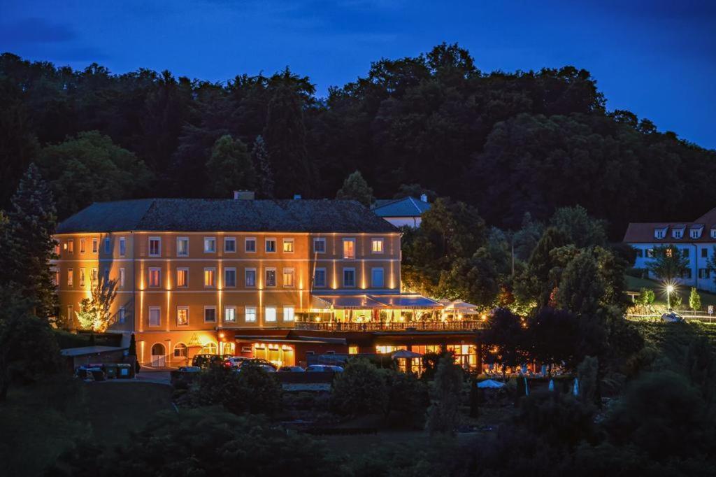 Hotel Stenitzer Bad Gleichenberg Buitenkant foto
